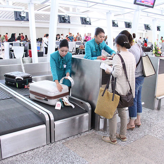 Bangalore Airport launches fully automated self bag drop system - The  Economic Times